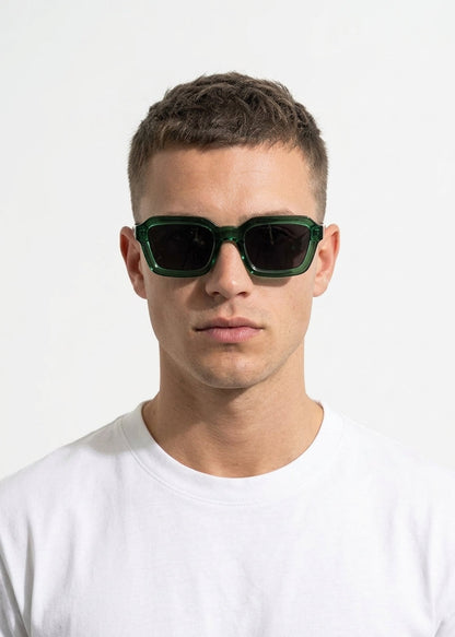 Vega – Markante solbriller | UV400 og statementstel