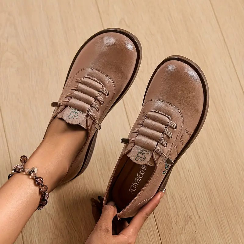 Momount női fűzős loafer – Bőr, kerek orrú flatform, kényelmes hétköznapi