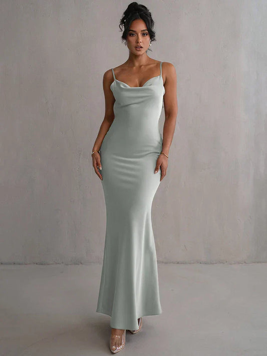 Serenity | Vestido Maxi Justo Elegante em Cetim Decote Drapeado