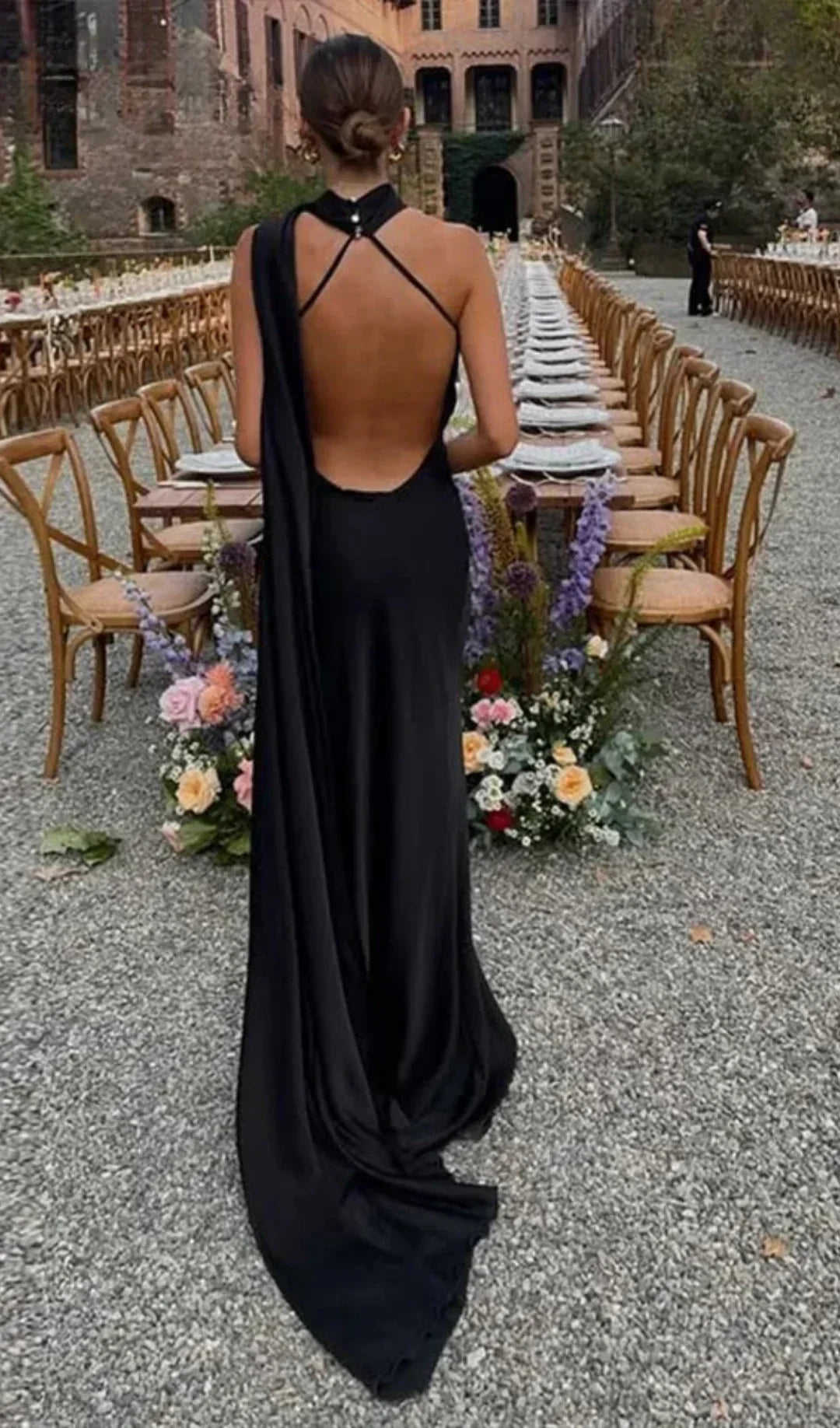 Ottavia | Maxikjole Drapéret Satin Enskuldret Caped Aften