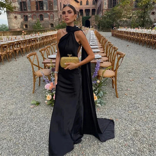 Ottavia | Vestido Comprido em Cetim Drapeado Um Ombro com Capa Noite