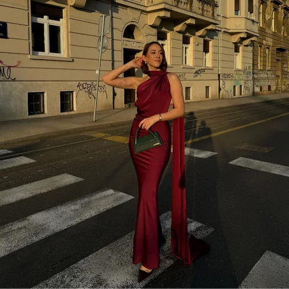 Ottavia | Maxikjole Drapéret Satin Enskuldret Caped Aften
