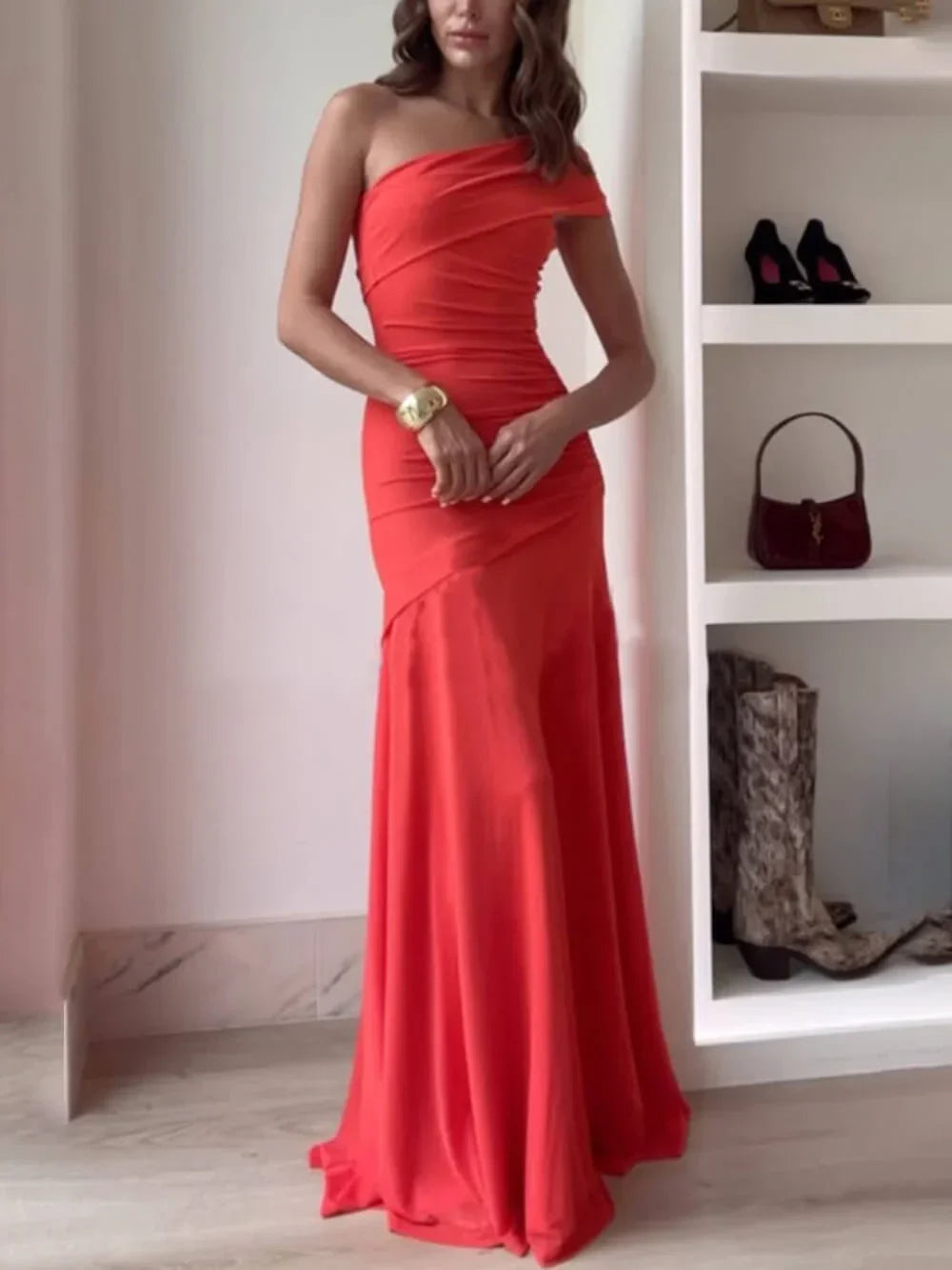 Eliana | večerní řasené asymetrické maxi šaty one-shoulder