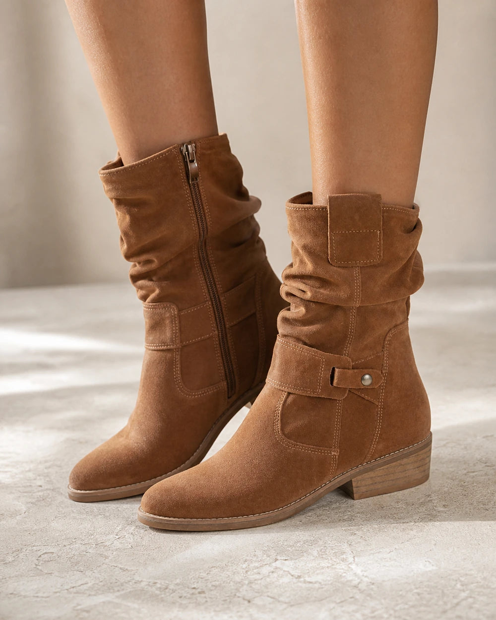 Botine de damă Emilia cu aspect de piele întoarsă și carâmb încrețit — image 1